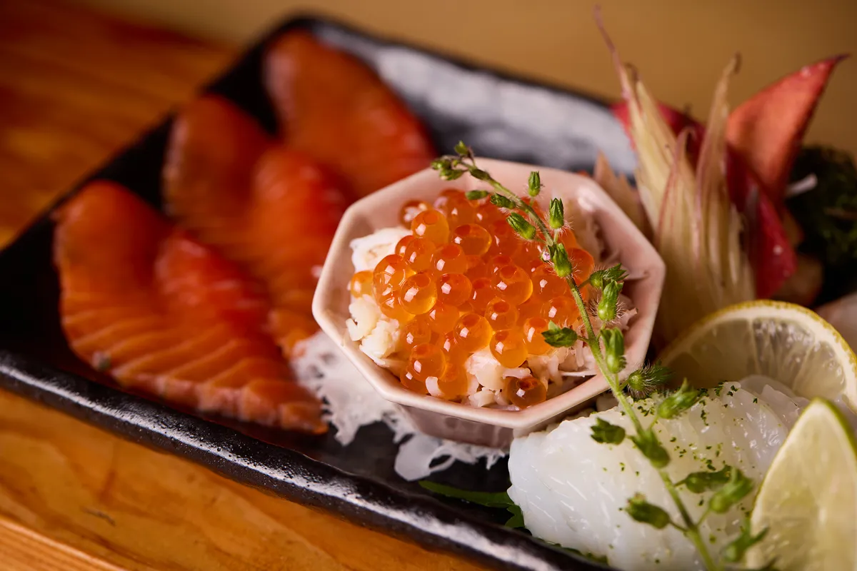 Sashimi and Ikura salmon roe