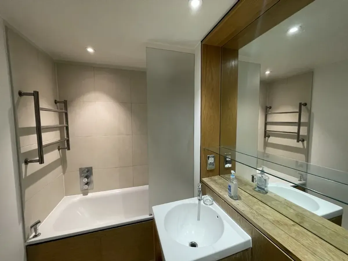 2 bed flat in W2 Photo-3