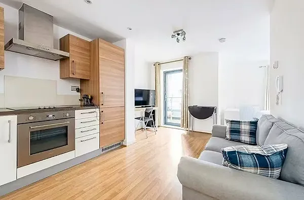 3 bed house, Windsor Road, Ealing, London W5 3UP
