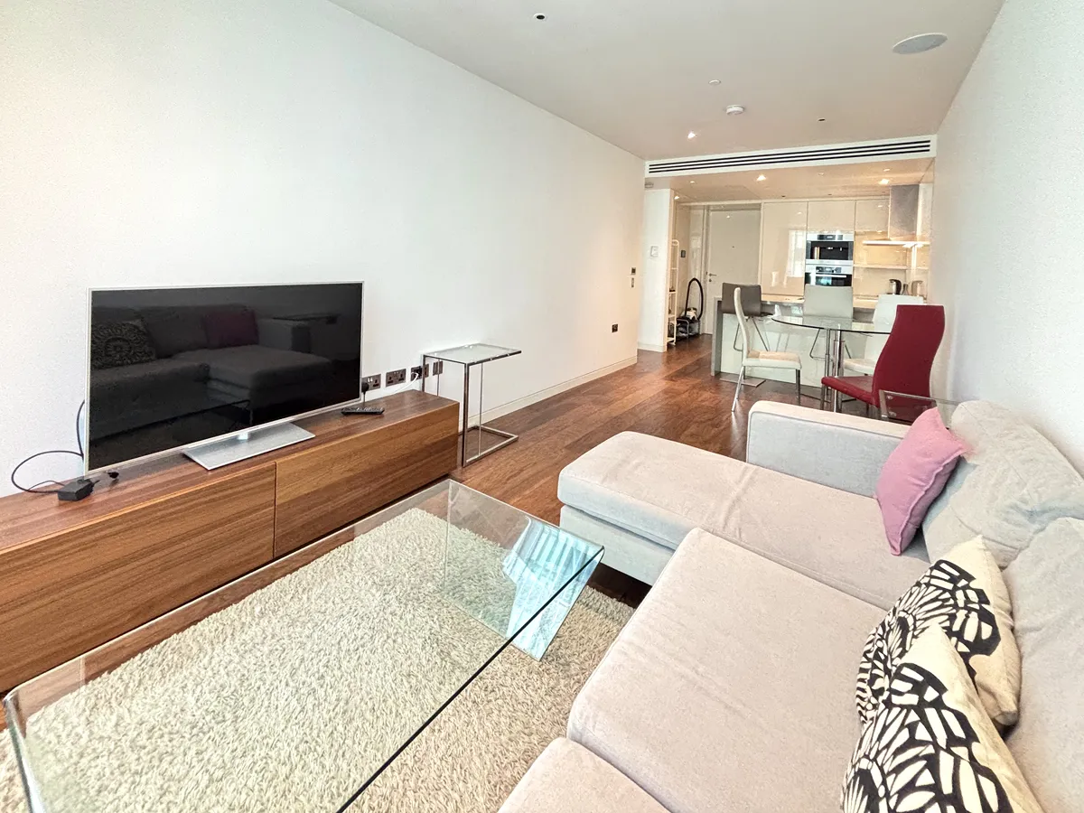 1 bed flat in EC2Y Photo-7
