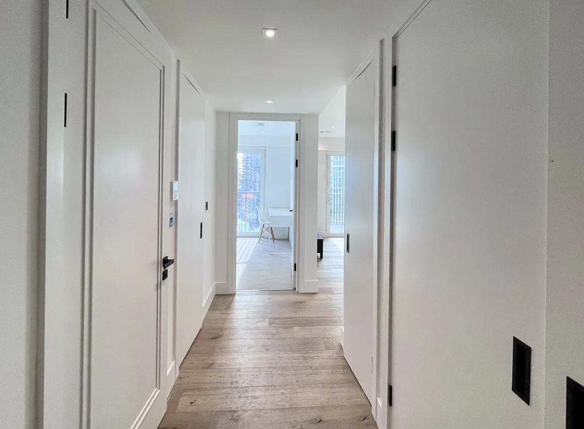 1 bed flat in SW8 Photo-5