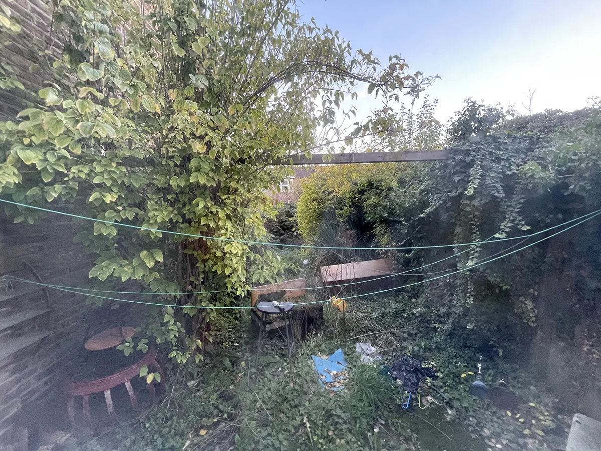 1 bed flat in IG1 Photo-4