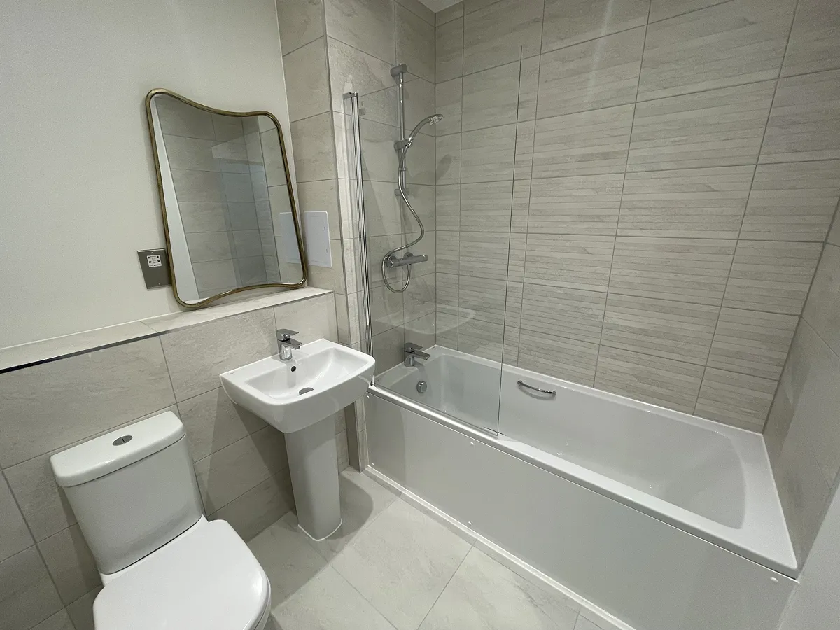 3 bed flat in N7 Photo-8