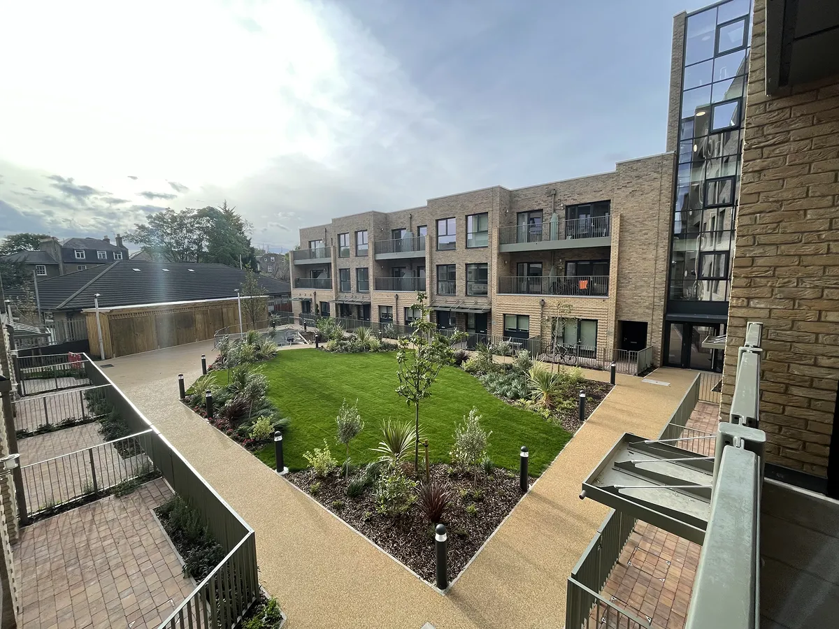 3 bed flat in N7 Photo-10