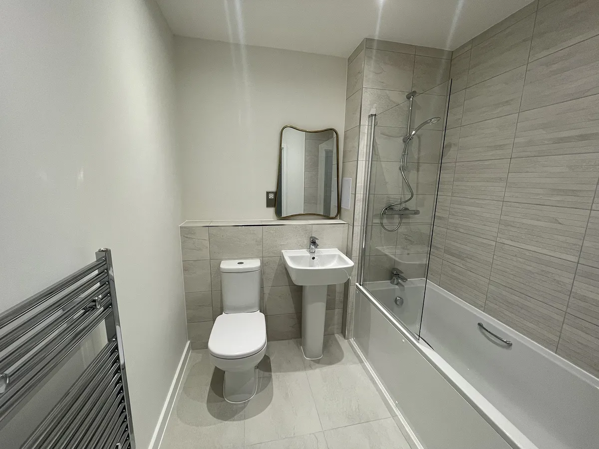 3 bed flat in N7 Photo-12