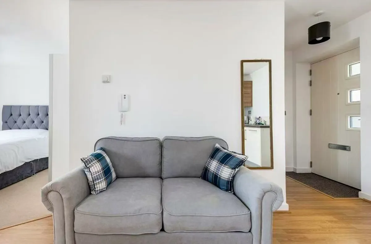 Studio flat in E3 Photo-4
