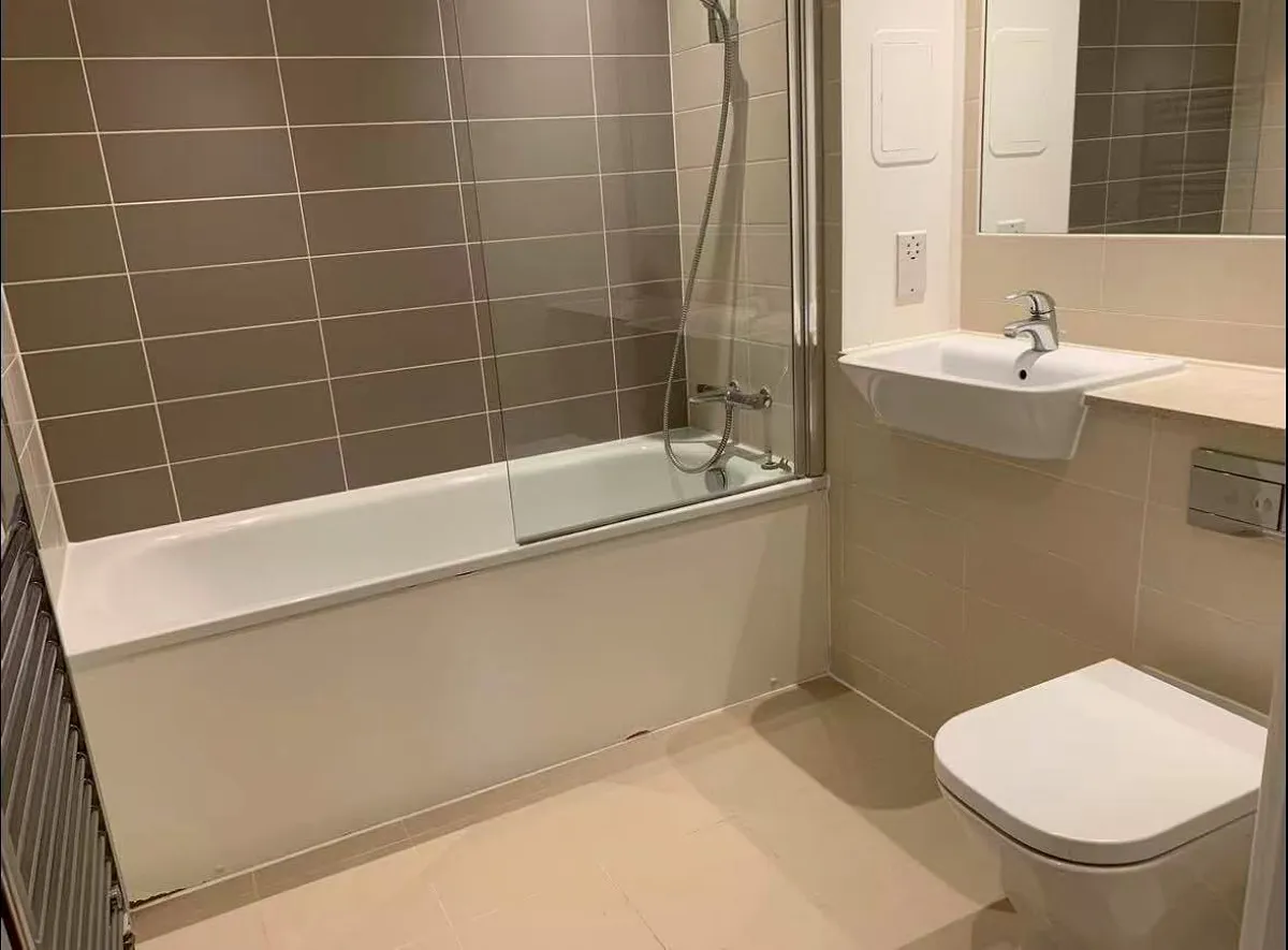 Studio flat in E3 Photo-9