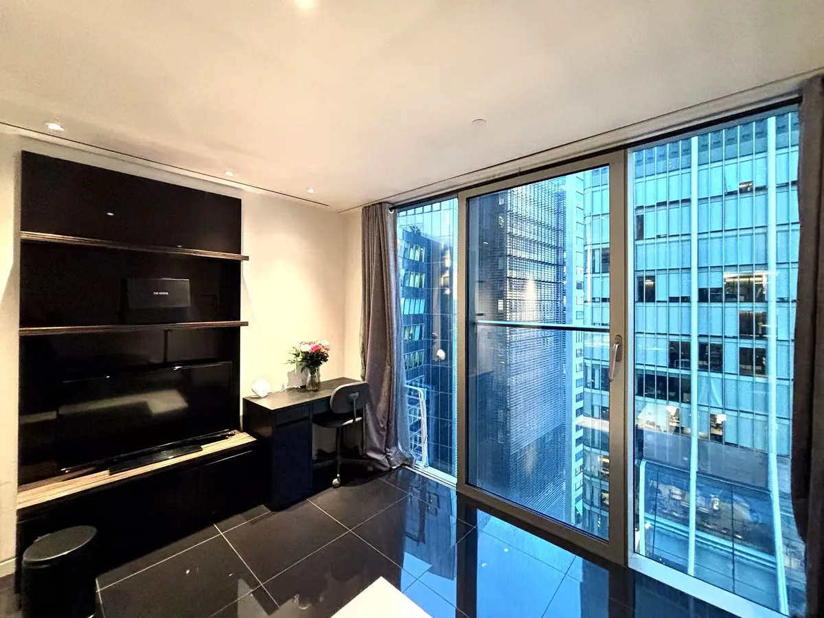 Studio flat in EC2Y Photo-1