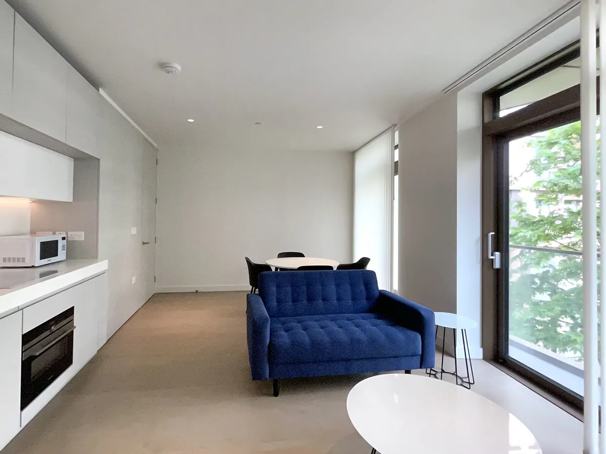 1 bed flat in N1C Photo-2