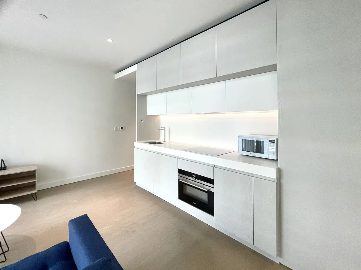 1 bed flat in N1C Photo-8