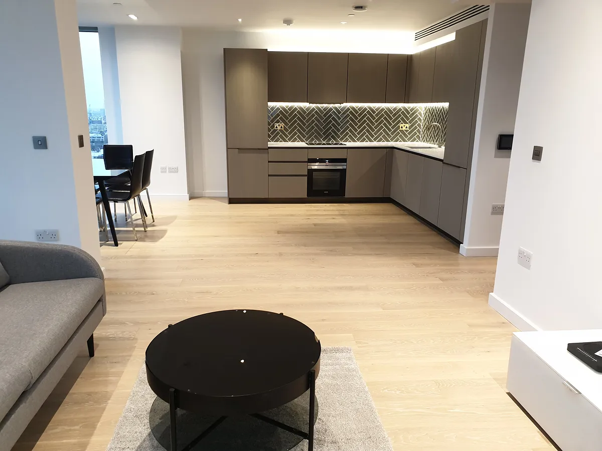 3 bed flat in EC1V Photo-5