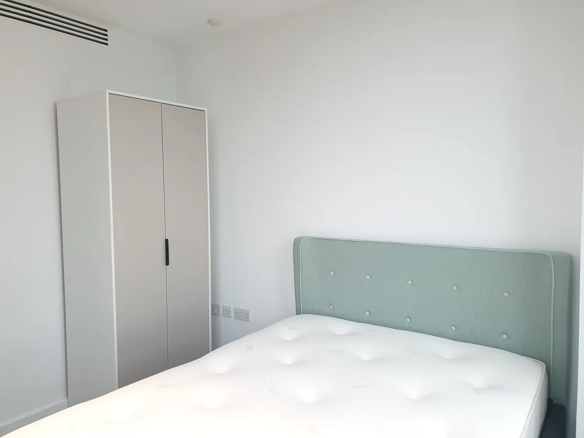 3 bed flat in EC1V Photo-7
