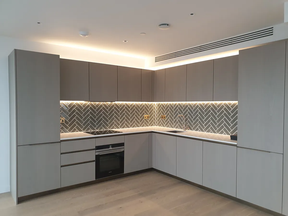 3 bed flat in EC1V Photo-6