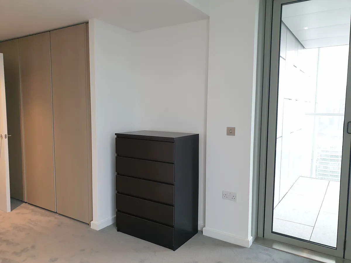 3 bed flat in EC1V Photo-9