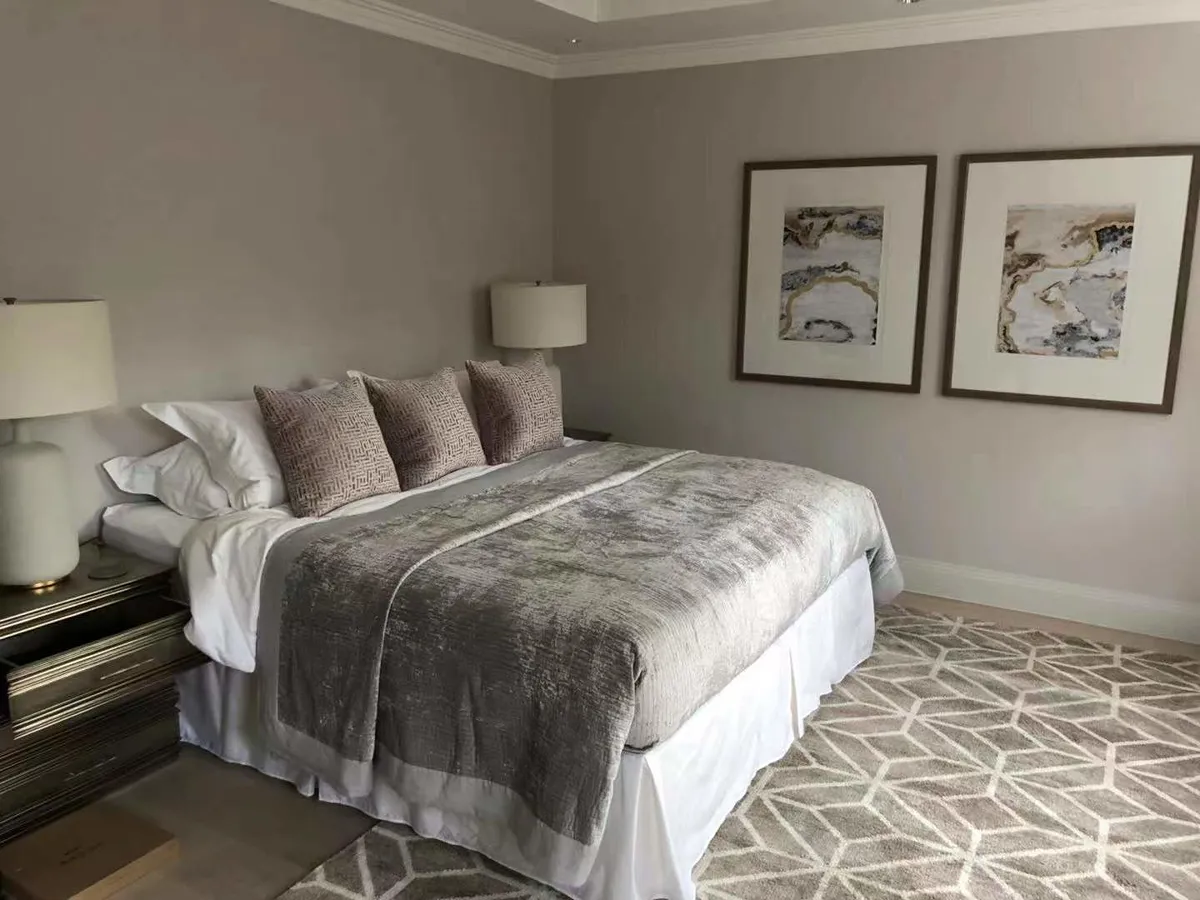 5 bed house in W4 Photo-10
