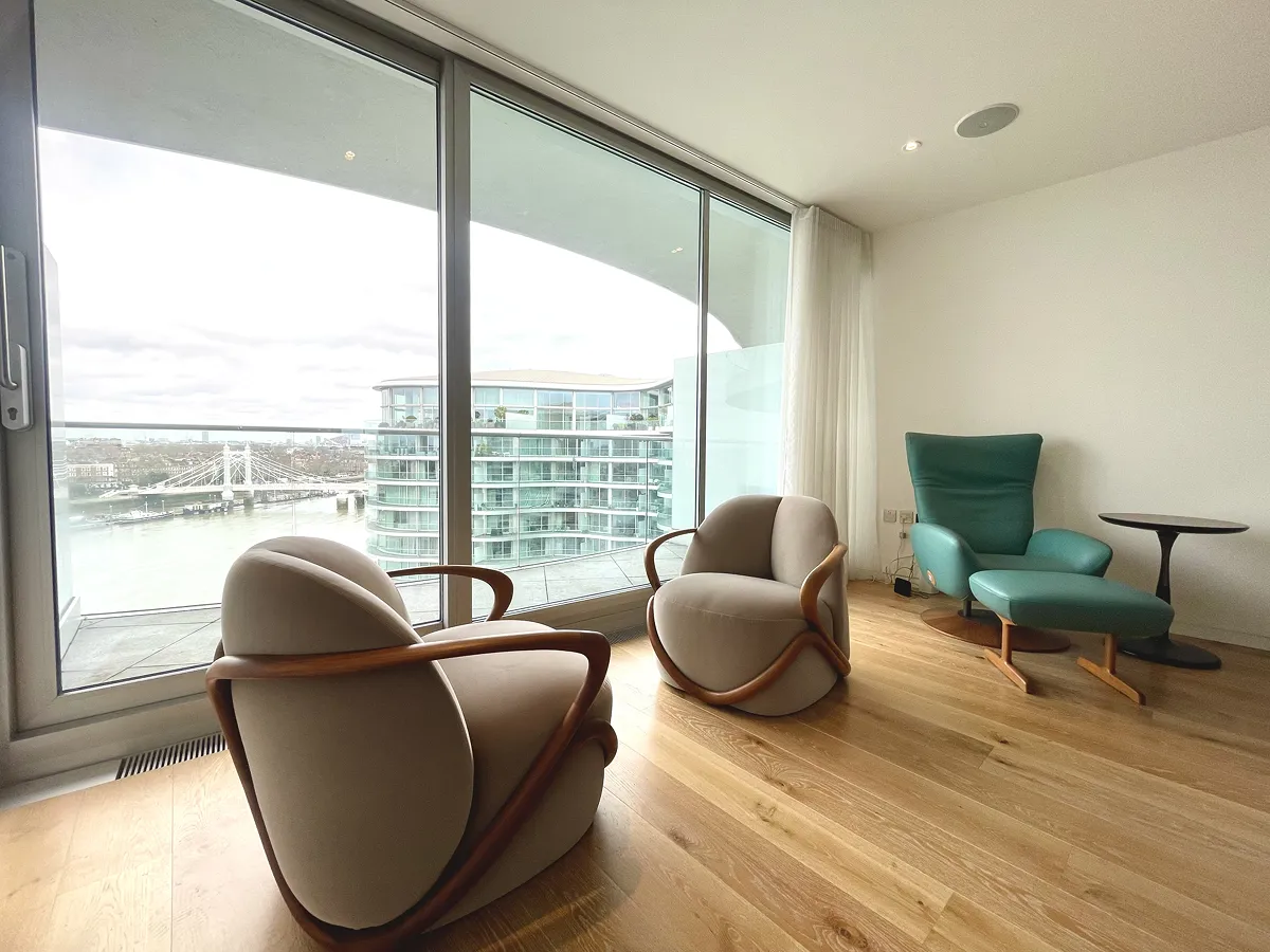 3 bed flat in SW11 Photo-5