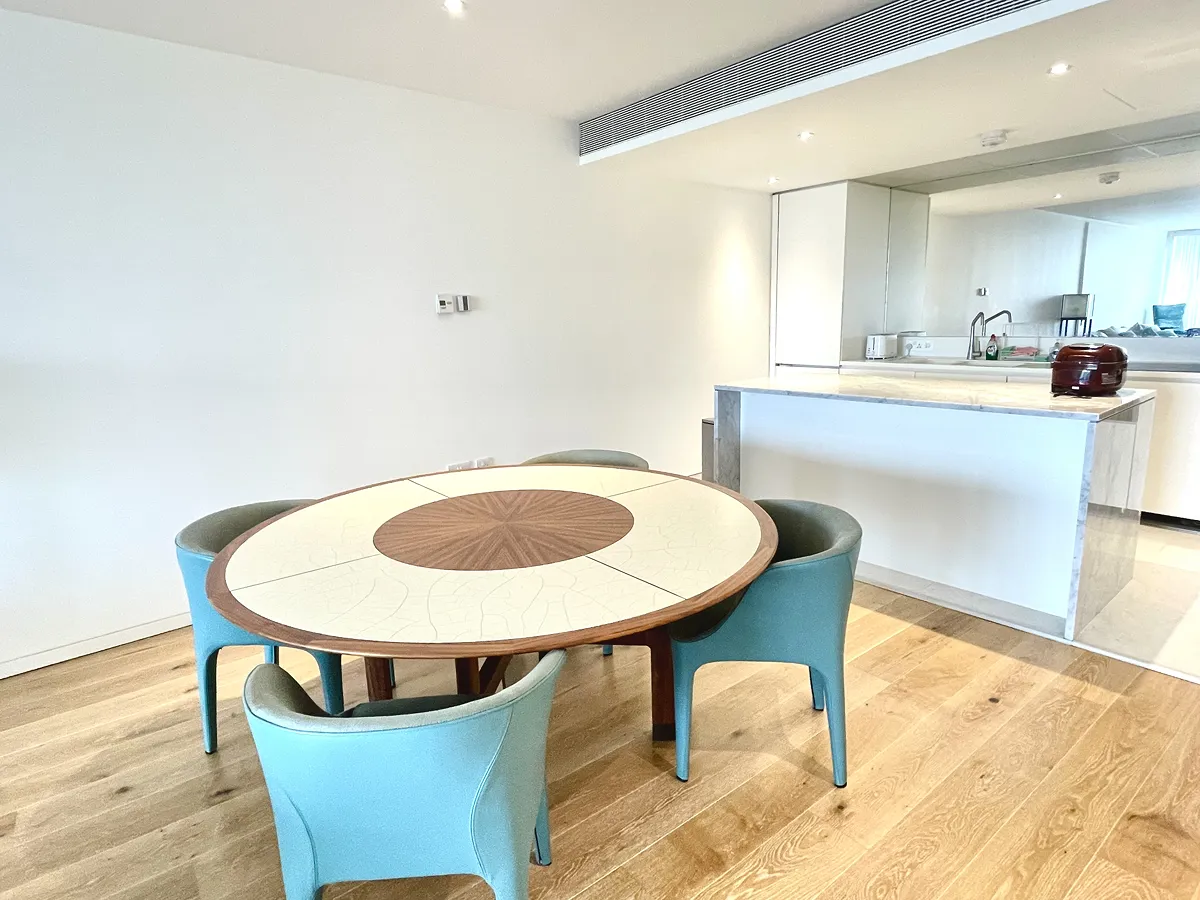 3 bed flat in SW11 Photo-8