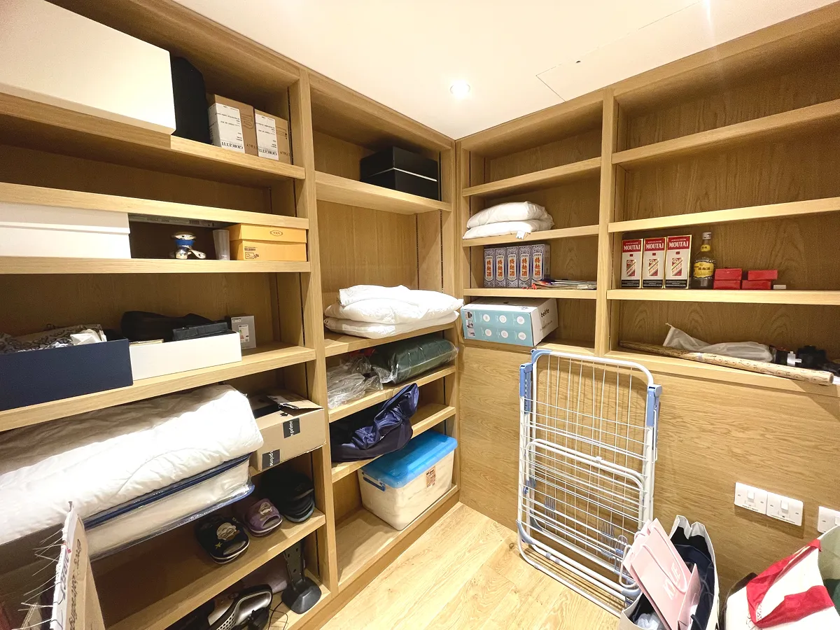 3 bed flat in SW11 Photo-14