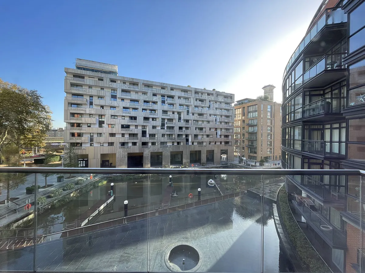 2 bed flat in SW1W Photo-13