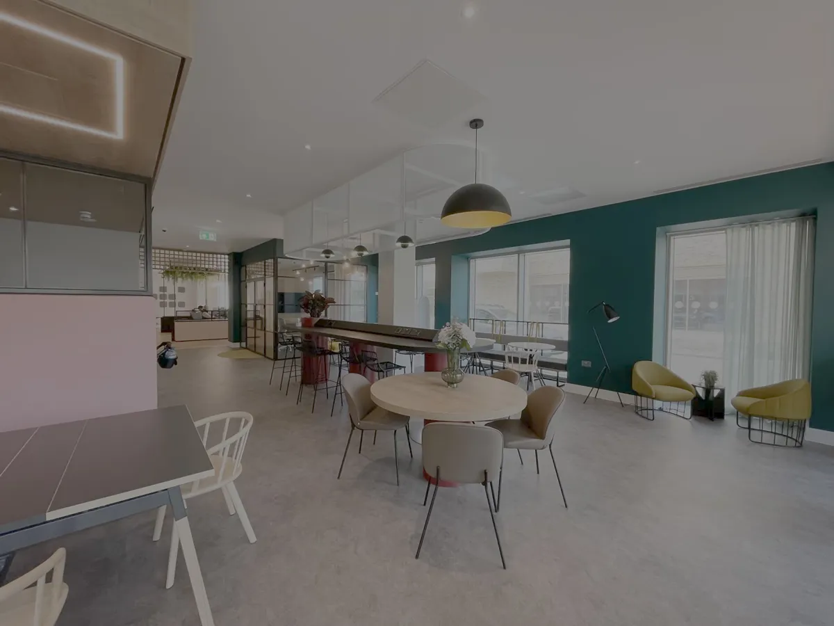 2 bed flat in SE2 Photo-9