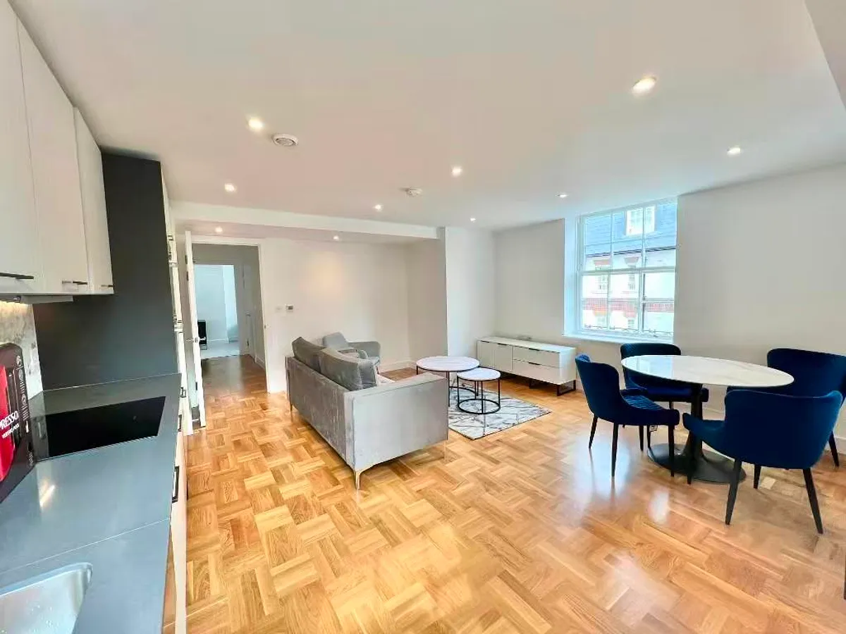 1 bed flat in W14 Photo-1