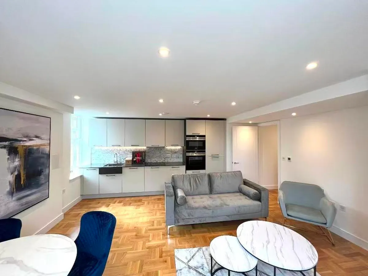 1 bed flat in W14 Photo-2