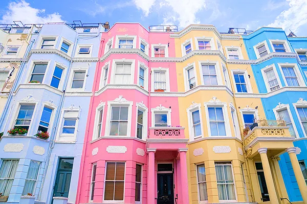 Discover Notting Hill: Carnival, Homes and Rental Market